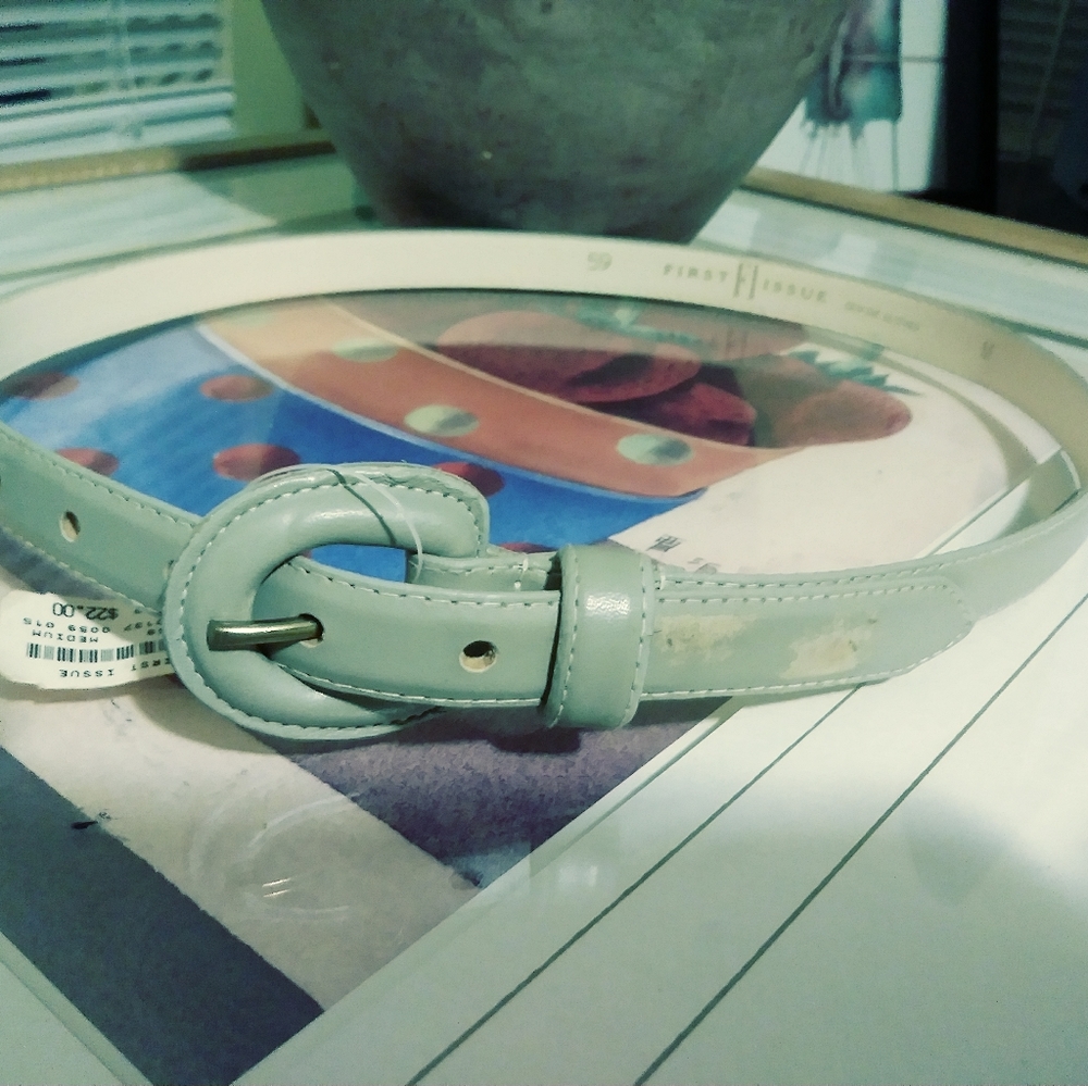 First Issue Gray Woman Belt.💐 - Picture 2 of 4